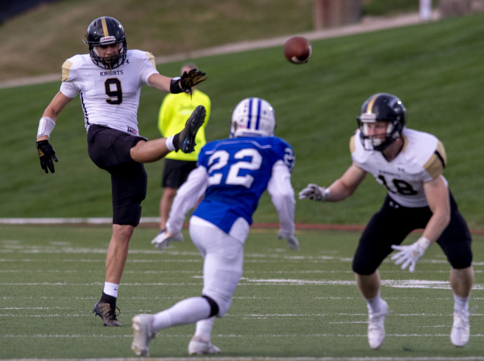 Southeast at East football, 9.20